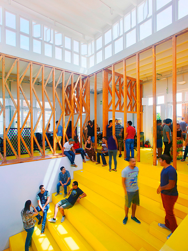 Diseño de las oficinas de Publicidad Fahrenheit DDB 7 Untitled Panorama2 v3 lowres