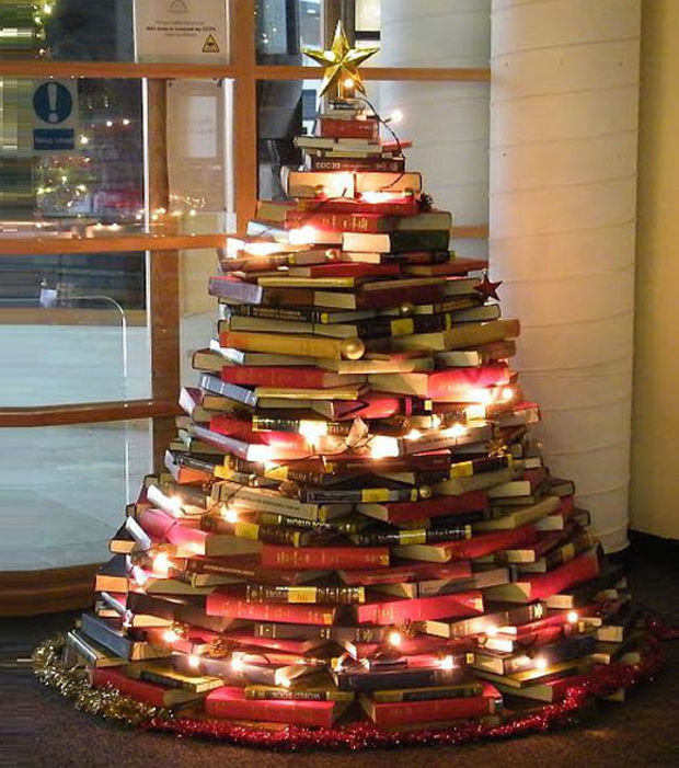 arbol de navidad hecho con libros 16260 w620