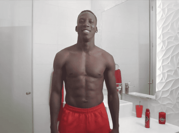 Old Spice y Luis Advíncula realizaron el #BLOQUEOCHALLENGE 1 PG