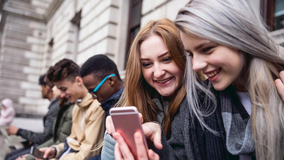 Descubre las diferencias entre los Millennials y los Centennials 1 img econcejo 20180408 174424 imagenes lv terceros istock 656986534 kEk U442342457884NdG 992x558@LaVanguardia Web