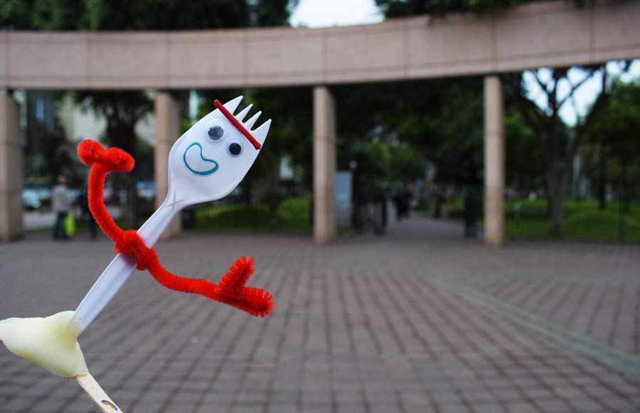 El tierno 'Forky' de 'Toy Story 4' pasea por calles de Lima 5 1 1 1