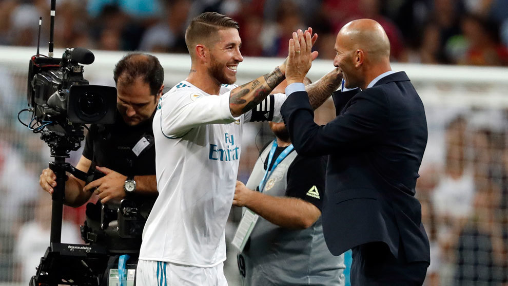 Ramos y Zidane celebrando la obtención de un nuevo campeonato.