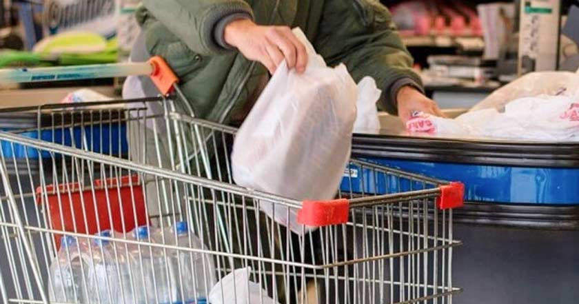 Bolsas de plástico tendrán un costo desde hoy 1 Bolsas de plástico tendrán un costo desde hoy