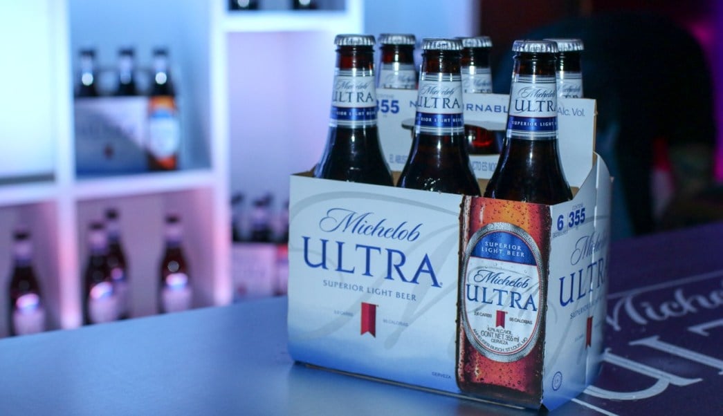 Cerveza gratis por más ejercicio, es lo que propone esta campaña de Michelob Ultra 1 Cerveza gratis por más ejercicio, es lo que propone esta campaña de Michelob Ultra