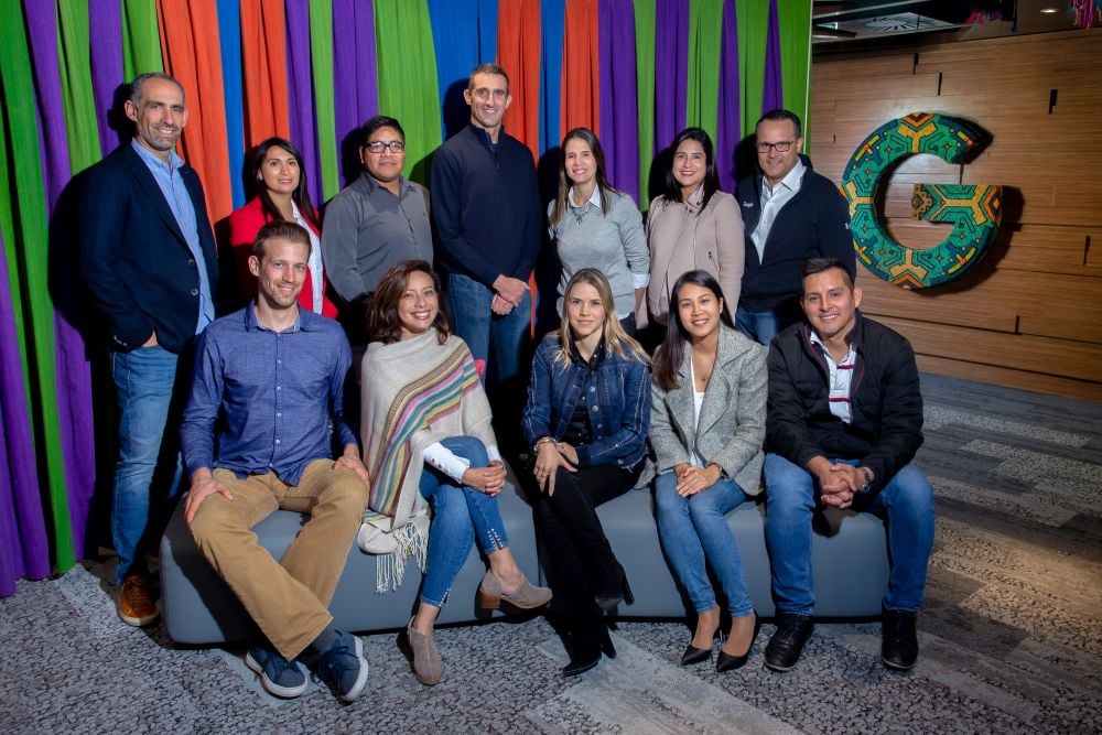 ¿Sabes qué funciones cumple el equipo de Google en el Perú? 1 ¿Sabes qué funciones cumple el equipo de Google en el Perú?