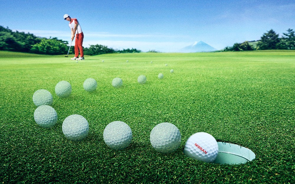 Crean la pelota de golf que nunca falla al hoyo 1 golf2