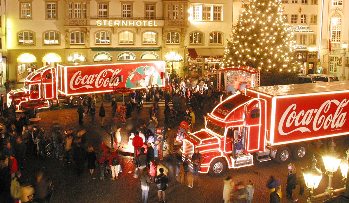 Coca-Cola lanza su mayor campaña navideña de la historia