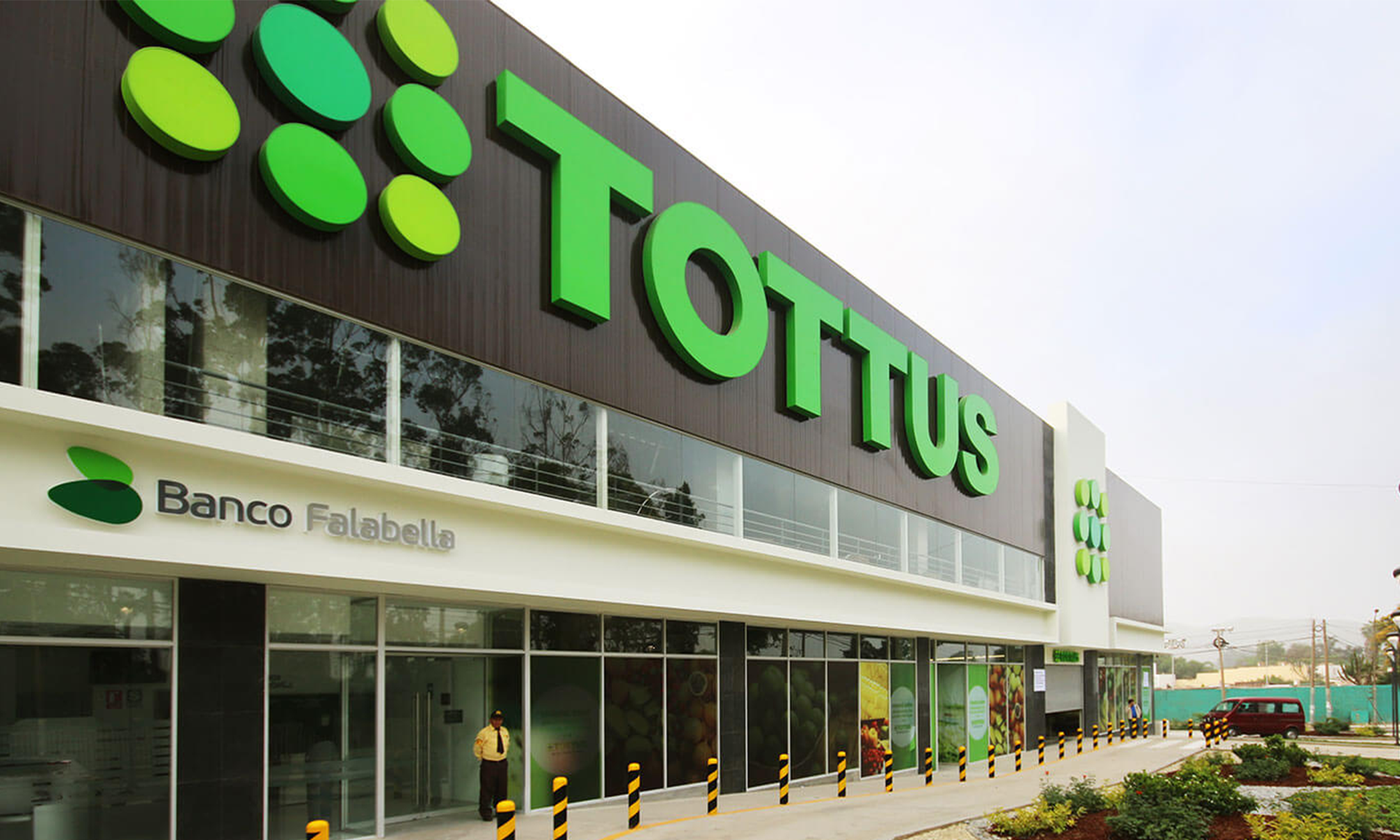 Tottus ahorra 55% de energía tras usar sistema de iluminación ...