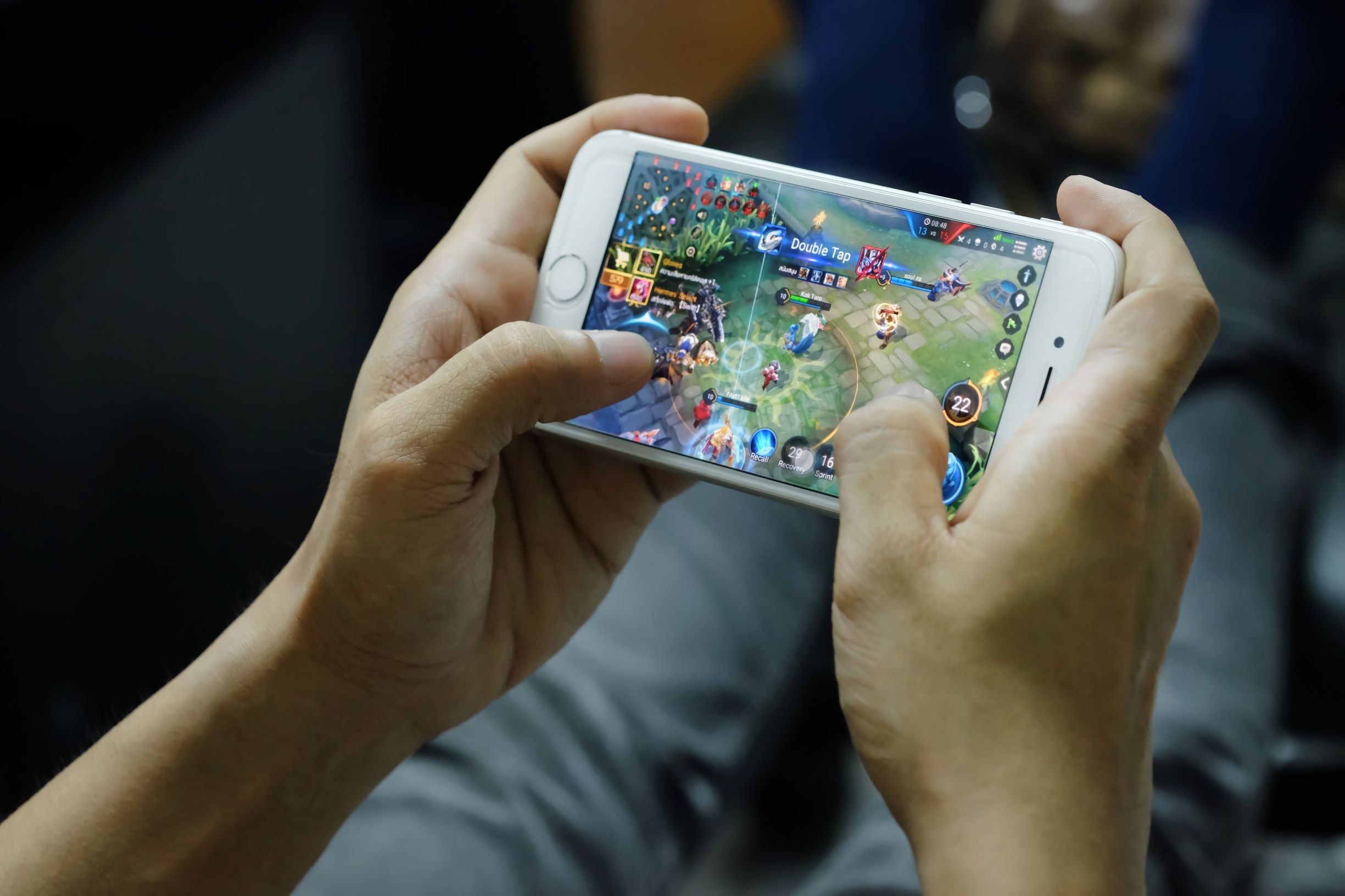 gamers Claro presenta los mejores smartphones para los amantes de los videojuegos
