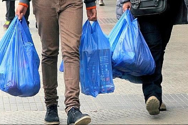 En 2019 se han dejado de usar mil millones de bolsas plásticas en Perú 1 En 2019 se han dejado de usar 1,000 millones de bolsas plásticas en Perú
