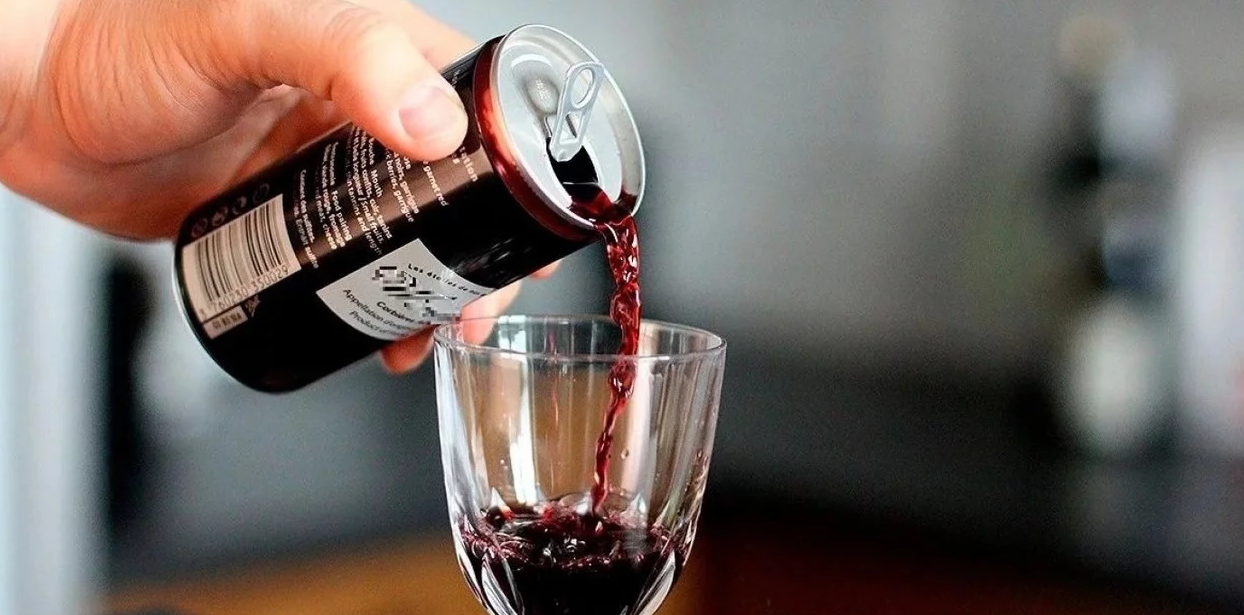 Vino en lata, la nueva innovación de la temporada de verano 1 vino