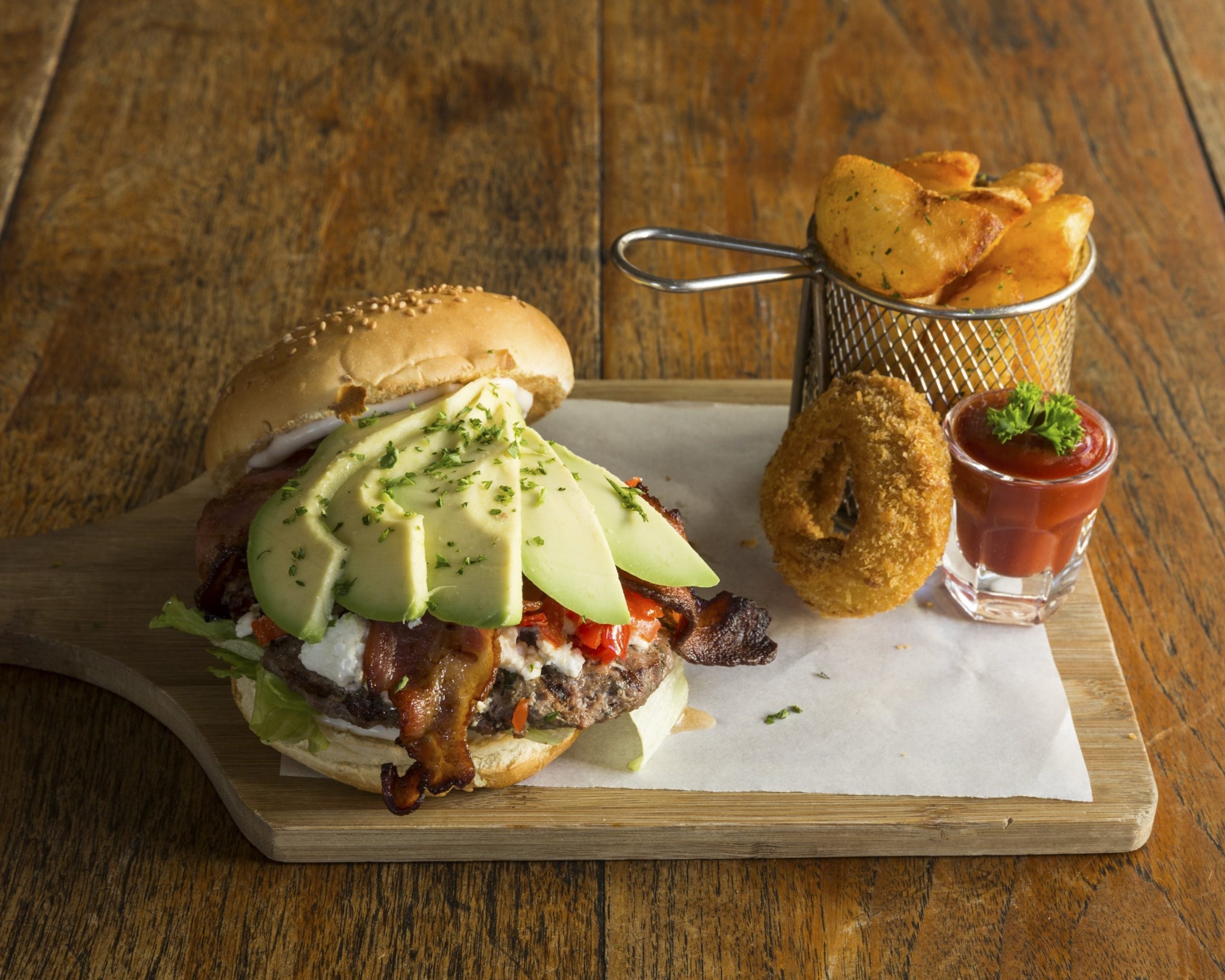 ¿Cuáles serán los alimentos de mayor consumo de los peruanos en 2020? 1 Hamburguesa con palta scaled