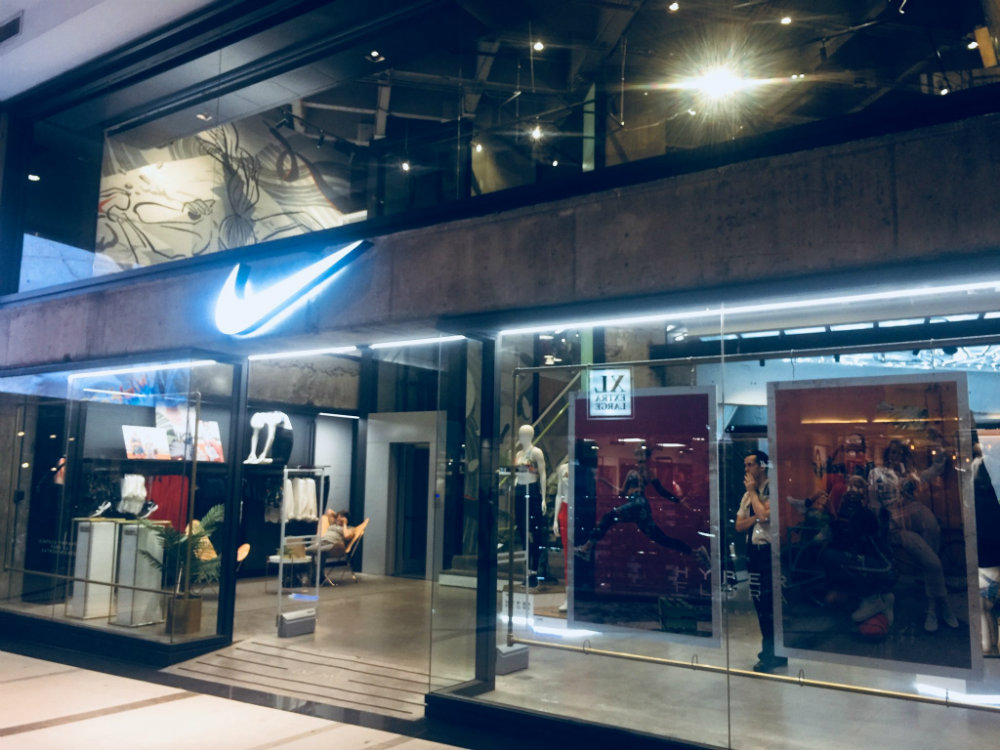 ¿Nike evalúa retirarse del mercado argentino? 1 nike17