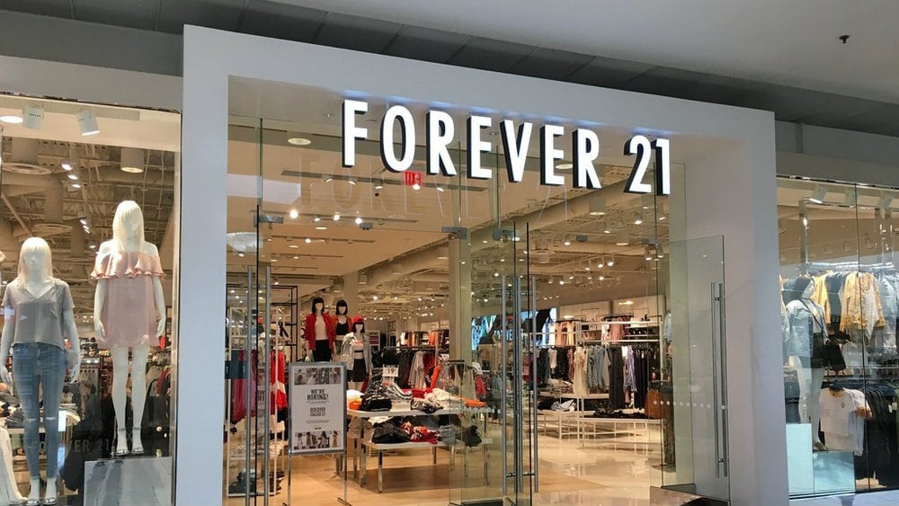 Forever 21 se rehusa a desaparecer y deciden comprar la marca 1 2117