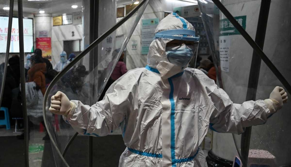 Sunat dona trajes y mascarillas para médicos y enfermeras del coronavirus 1 trajes17