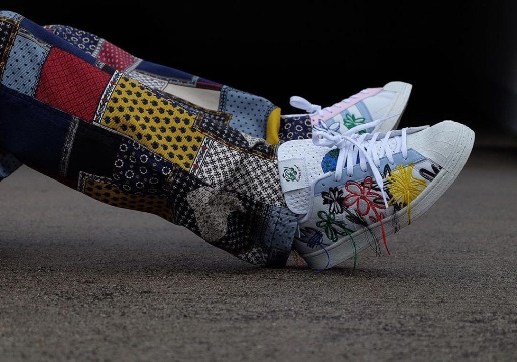 sean wotherspoon adidas superearth superstar on feet