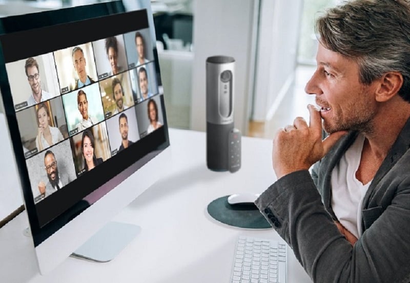 5 Cursos online de Customer Experience Management 3 Debate online sobre las exigencias del Customer Experience Management