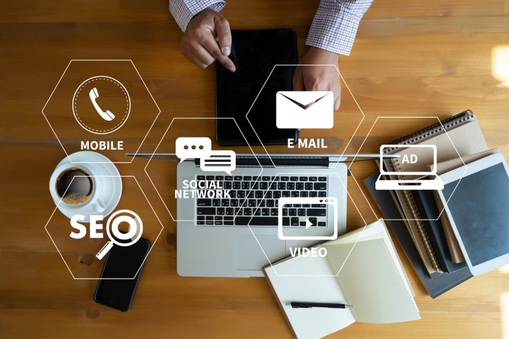 ¿Por qué estudiar el curso de Estrategia de Marketing Digital en Pacífico Business School? 5 Imagen referencial a los puntos abordados en el curso de Estrategia de Marketing Digital