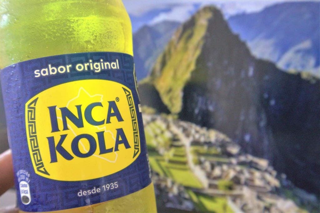 Inca Kola: La bebida gaseosa creada como agradecimiento al Perú 3 Publicidad de qué sabor tiene Inca Kola
