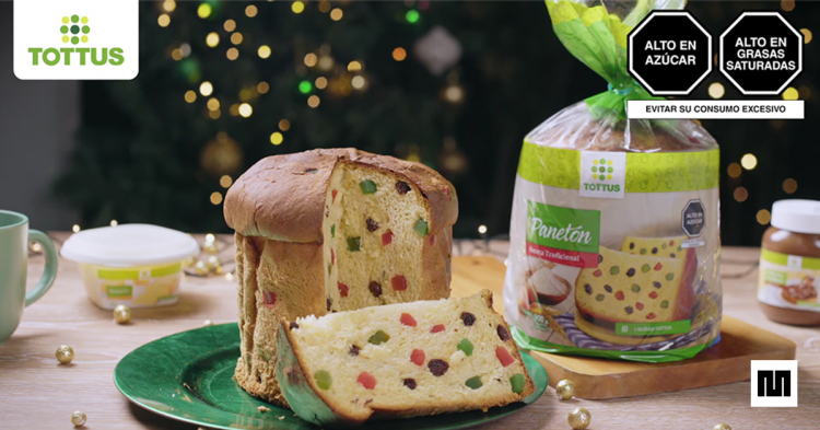 Influencers inician cadena de regalos y apuestan por el paneton de Tottus post