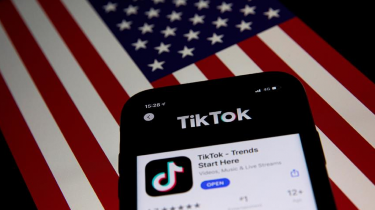 tik tok eeuu