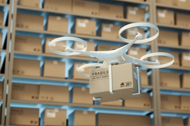 Entregas a domicilio con drones llegan a Latinoamérica 1 Drones carry express packages in warehouses.Packages are transported in high-tech Settings,online shopping,Concept of automatic logistics management.3d rendering warehouse.