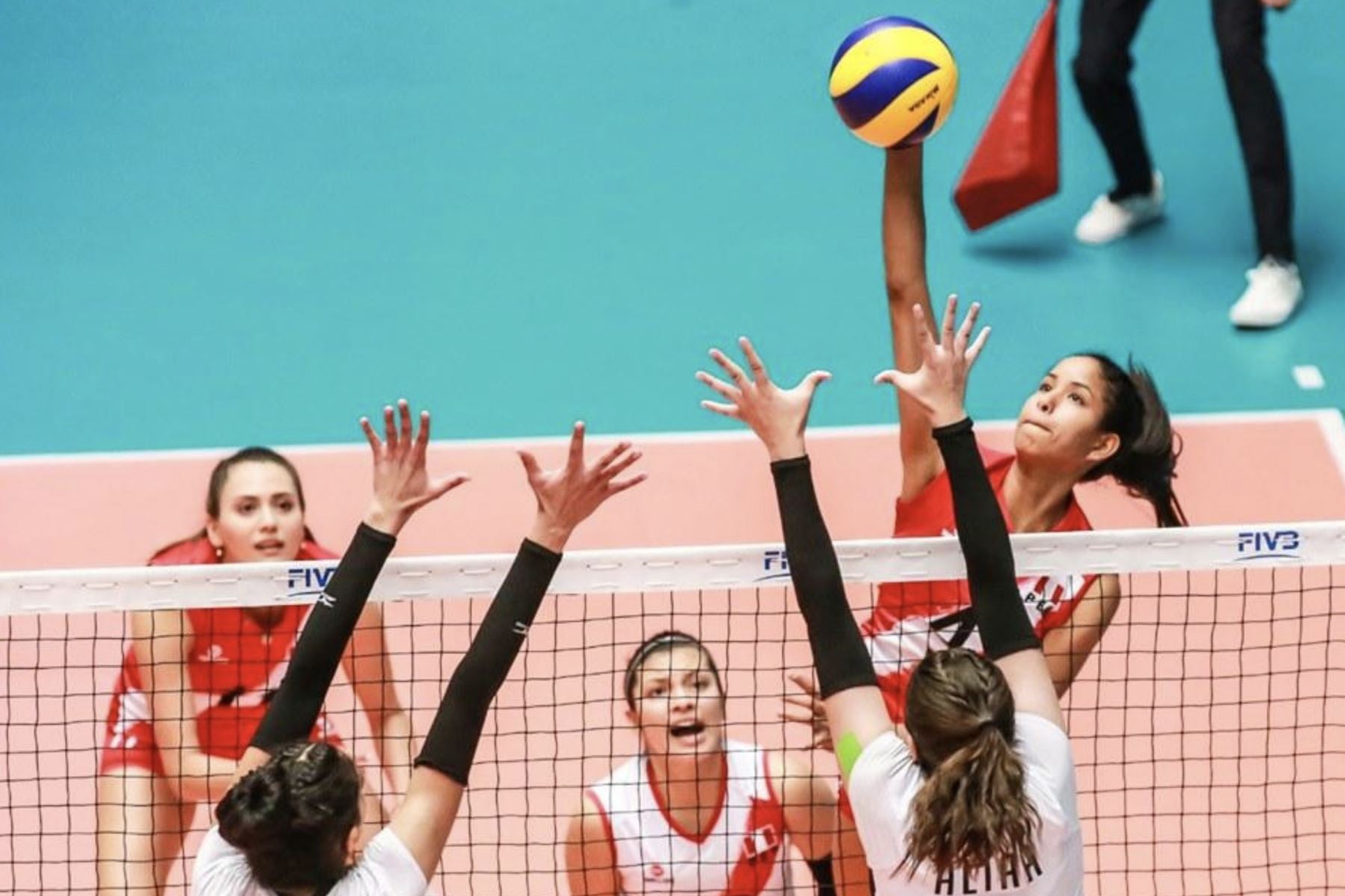voleibol peru