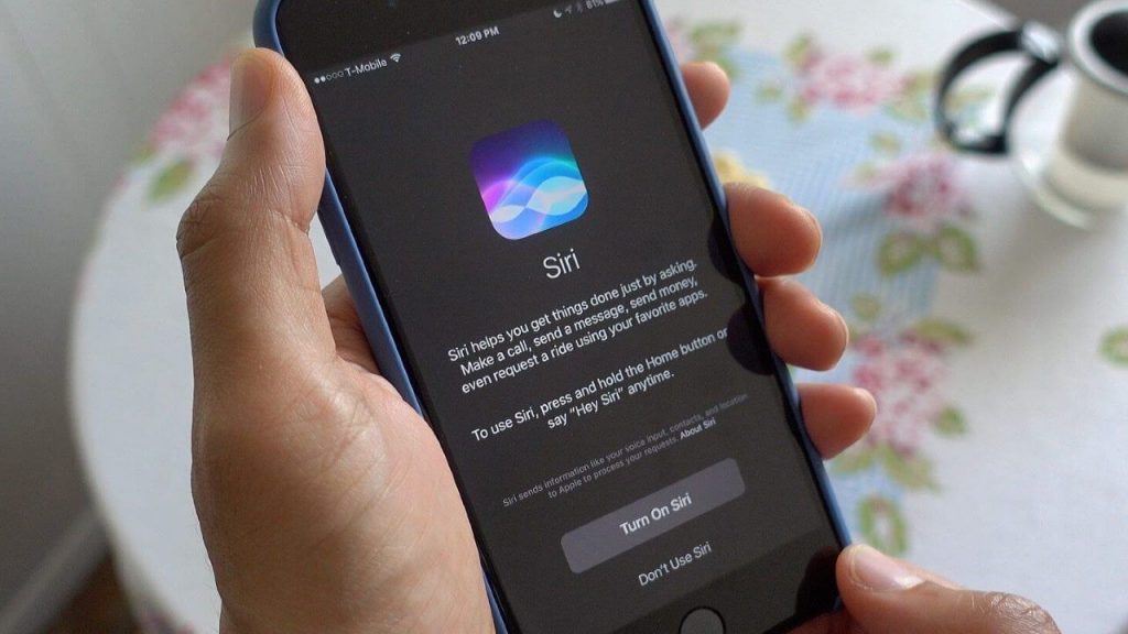 Apple avanza hacia la diversidad cambiando la voz femenina de Siri 2 Siri asistente de Apple