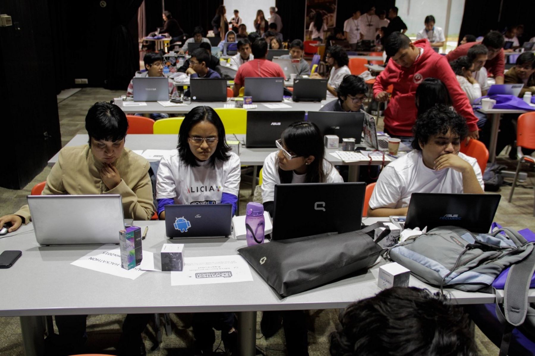 Perú: convocan a hackathon para identificar soluciones digitales en desarrollo empresarial 1 hasckaton