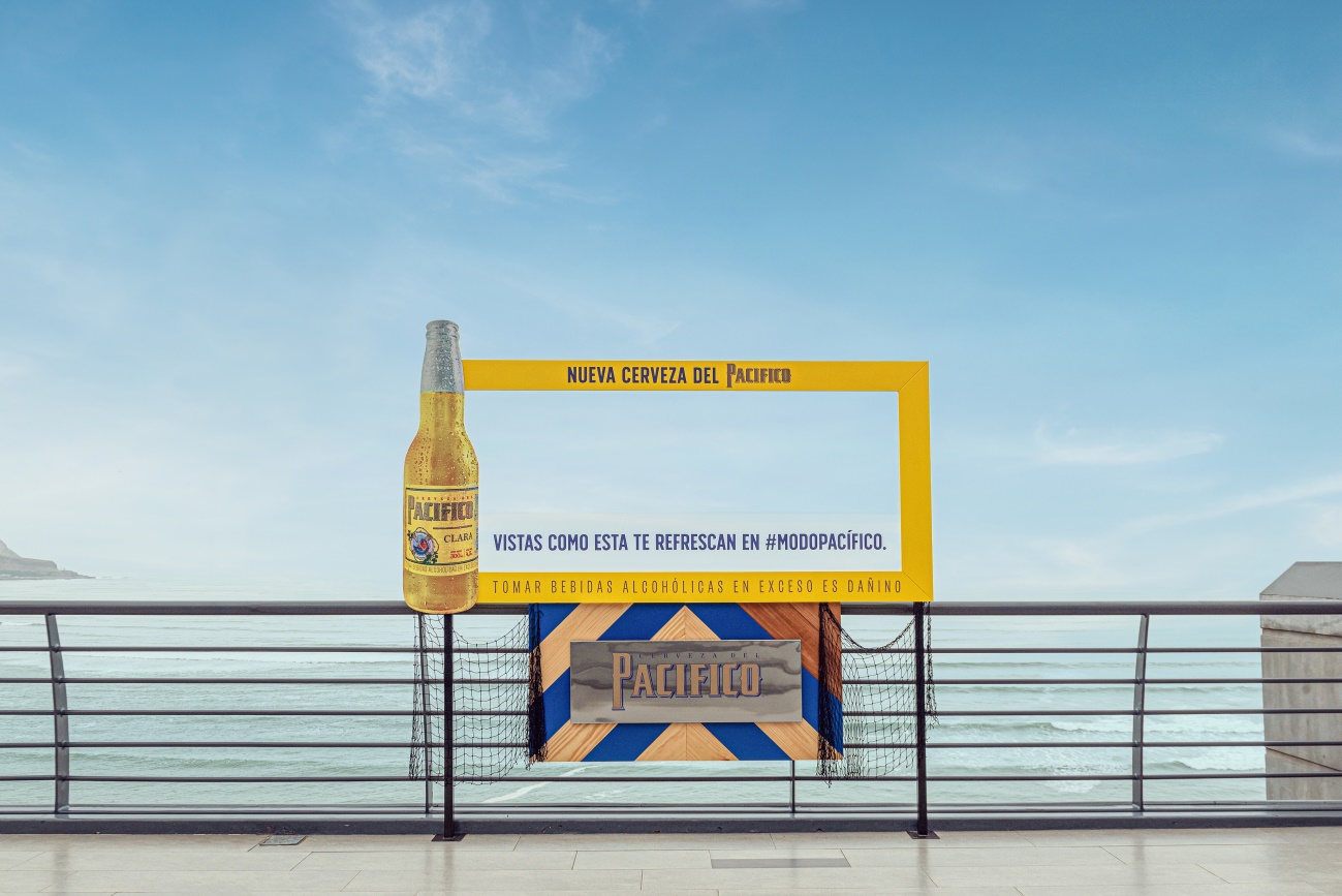Cerveza del Pacífico interviene las zonas costeras del Perú con mensajes disruptivos 1 Cerveza del Pacifico inunda las zonas costeras del Peru con mensajes disruptivos
