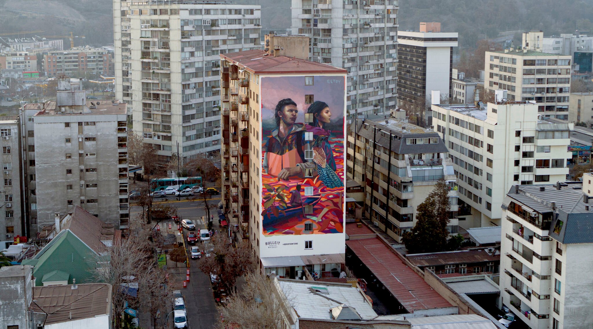 OOH: Diageo instala circuito de murales para reactivar espacios públicos en Santiago de Chile 1 diageo1