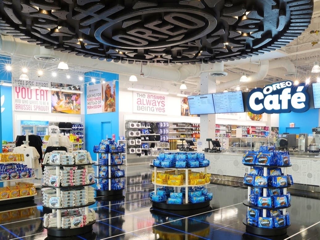 La galleta más famosa del mundo ya tiene su cadena de restaurantes: abrió el primer Oreo Café 1 oreo cafe1
