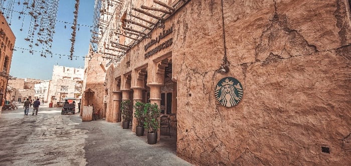 Viral: Nuevo Starbucks de Dubai reinterpreta la arquitectura del Medio Oriente 4 starbucks3