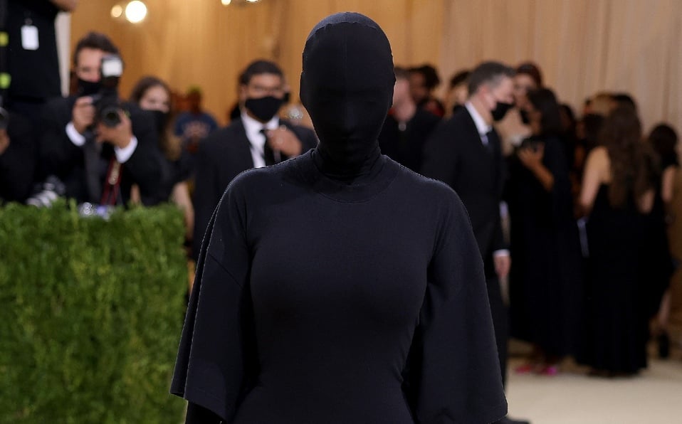 kim kardashian esconde met gala