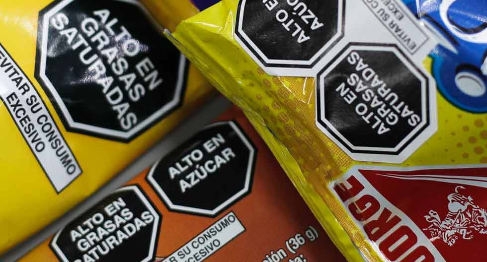 Perú: Indecopi da luz verde a octógonos en packaging y publicidad de alimentos procesados 1 octogonos peru