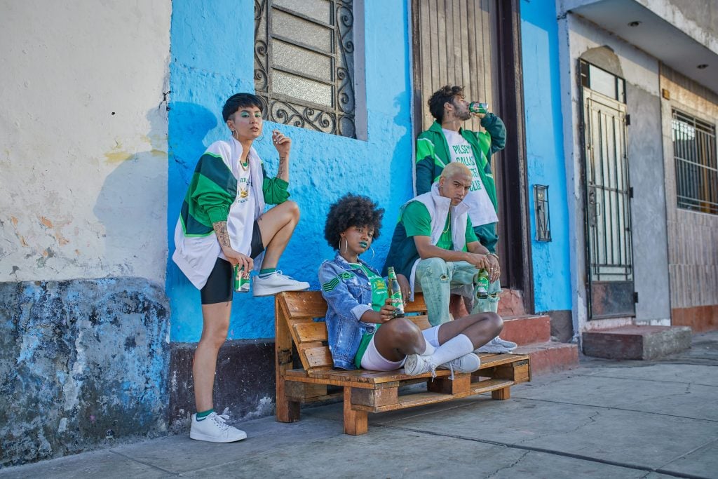 Cobranding: Pilsen se asocia con Papa con Camote para lanzar su primera colección de ropa unisex 3 239A0232