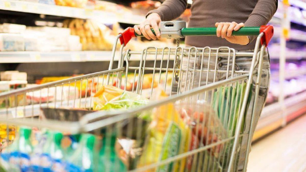 Peruanos cambiaron a marcas más económicas en productos básicos durante la pandemia 1 compras supermercado peru