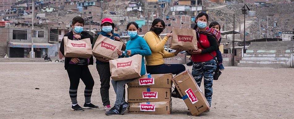 Levi’s supera meta de donación con la campaña “Recicla tus jeans” 2 Levis Caritas SJL 3