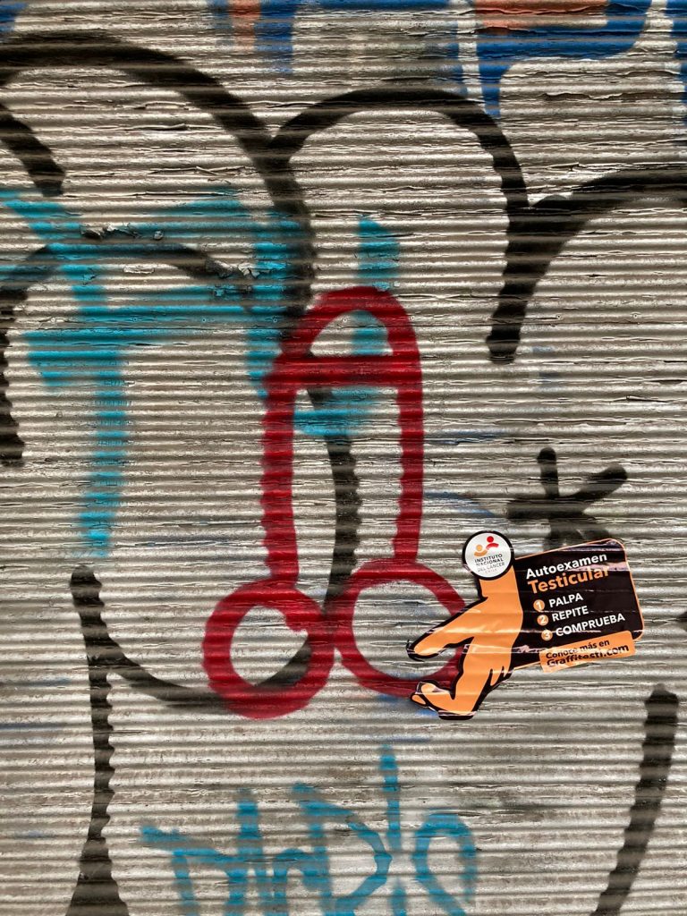 Utilizan graffitis de genitales masculinos como arma de prevención del cáncer de testículos 3 3