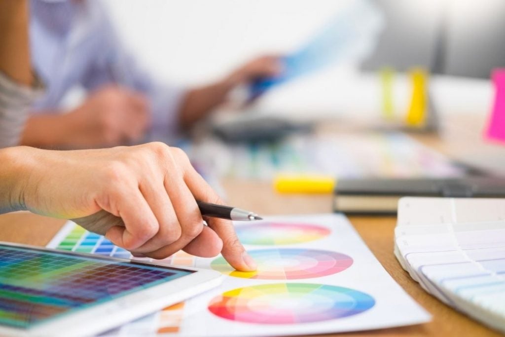 ¿Cuánto gana un diseñador gráfico en Perú? 3 salario diseñador grafico peru