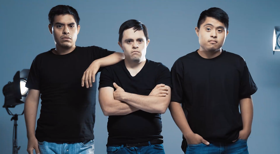 Personas con síndrome de Down dan mensaje contra burlas del programa Hablando Huevadas 1 Personas con síndrome de Down dan mensaje contra burlas del programa Hablando Huevadas