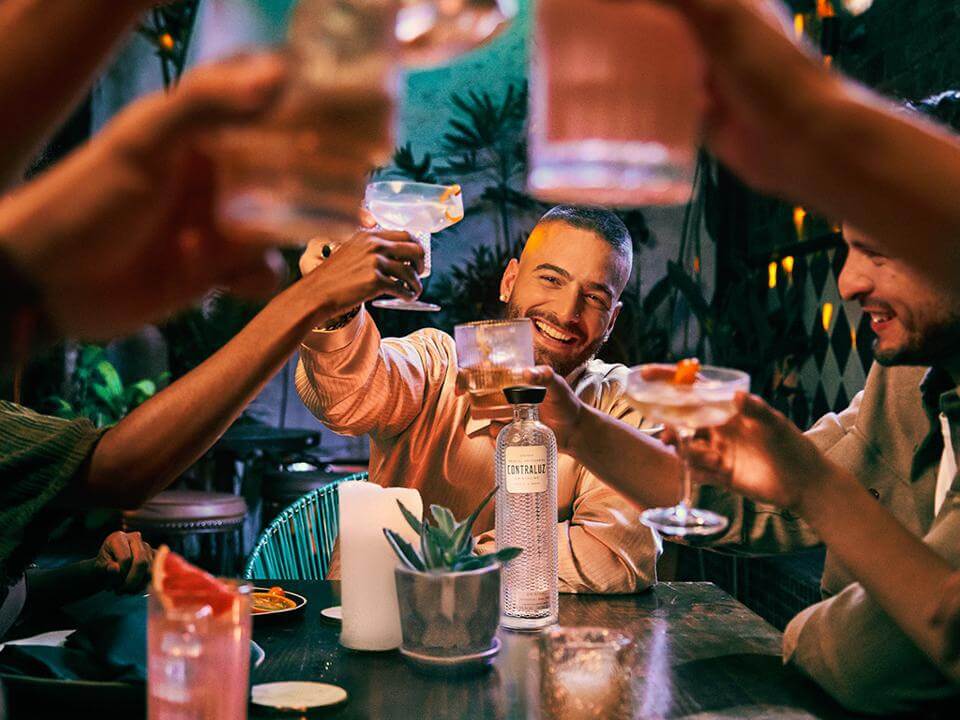 Marca mexicana de mezcal se apoya en Maluma para garantizar su internacionalización 2 960x0 1