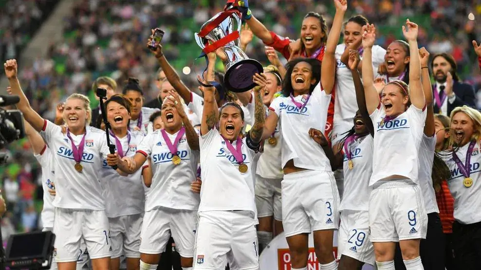 UEFA asegura que el fútbol femenino tendrá un crecimiento económico imparable 1 fútbol femenino