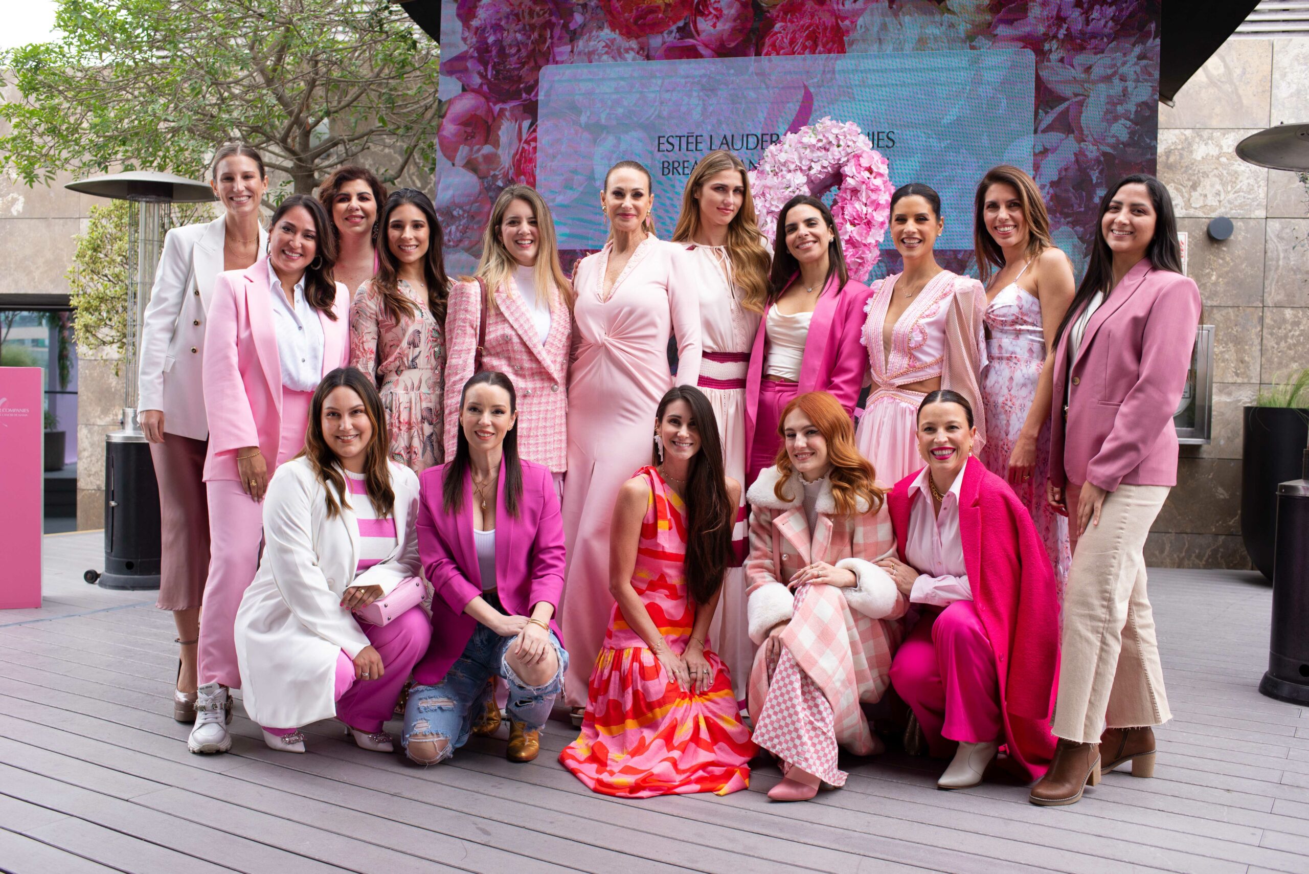 Veinte marcas se alían para realizar cruzada contra el cáncer de mama 1 Veinte marcas se alían para realizar cruzada contra el cáncer de mama