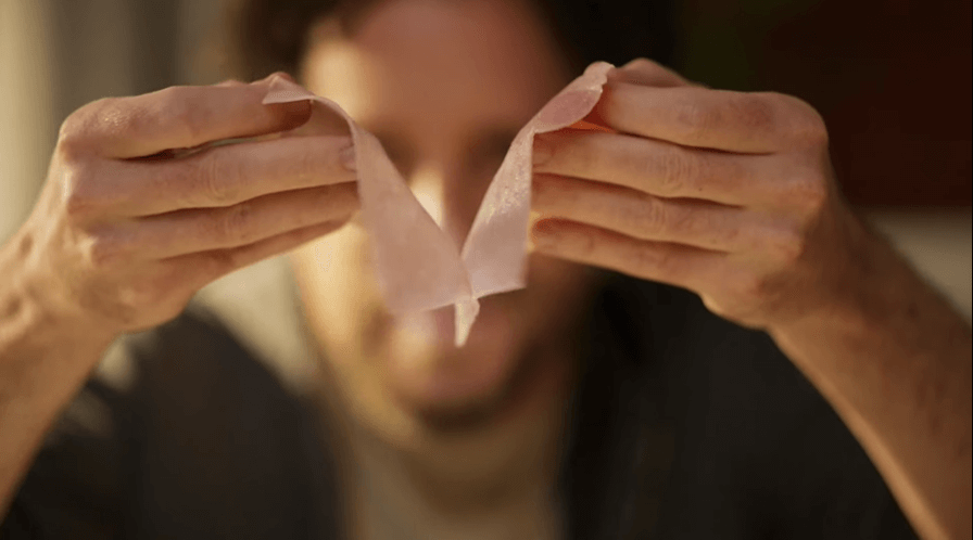 "Llená tu panini”, el spot que capitaliza el nombre de la editorial del álbum del Mundial 1 "Llená tu panini”, el spot que capitaliza el nombre de la editorial del álbum del Mundial