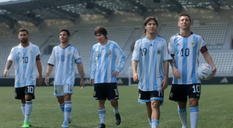 Nike “revivió” a Ronaldinho y Adidas multiplicó a Messi