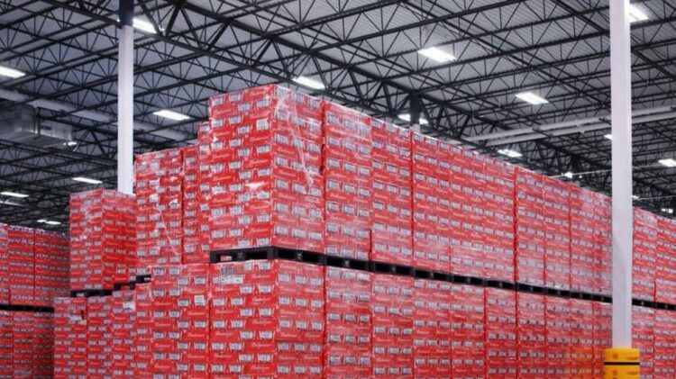 latas de budweiser