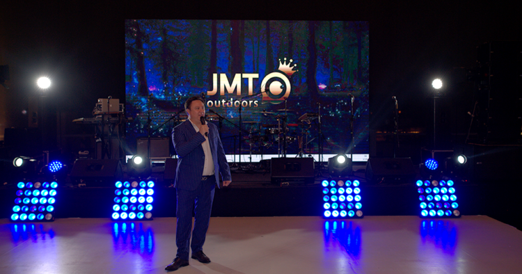 <strong>JMT Outdoors cierra el 2022 fidelizando a más de 500 clientes y anuncia el lanzamiento de una nueva línea de negocio</strong> 1 JMT Outdoors cierra el 2022 fidelizando a más de 500 clientes y anuncia el lanzamiento de una nueva línea de negocio