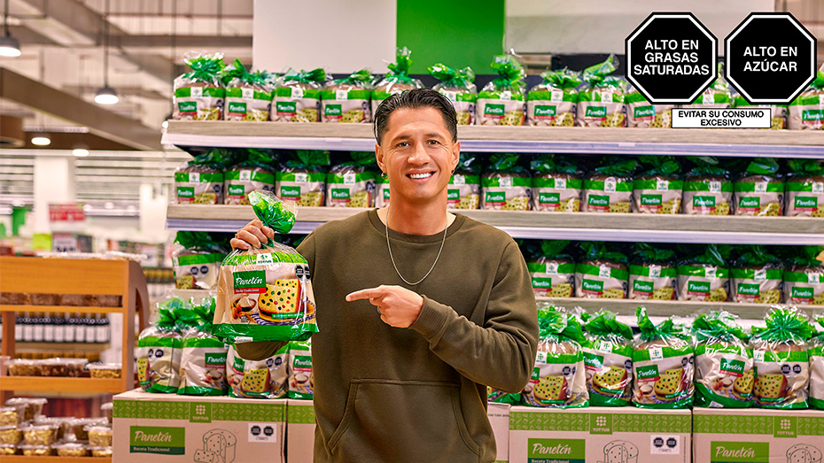 <strong>Lapadula se juega un partido aparte en nuevo comercial de Tottus</strong> 2 IMG TOTTUS2