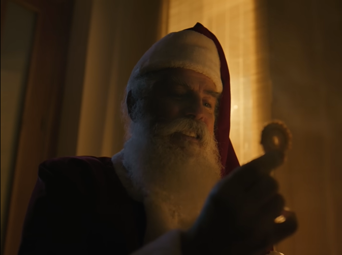 El spot navideño de Xiaomi le da un descanso a Papa Noel con tecnología 2 El spot navideño de Xiaomi le da un descanso a Papa Noel con tecnología